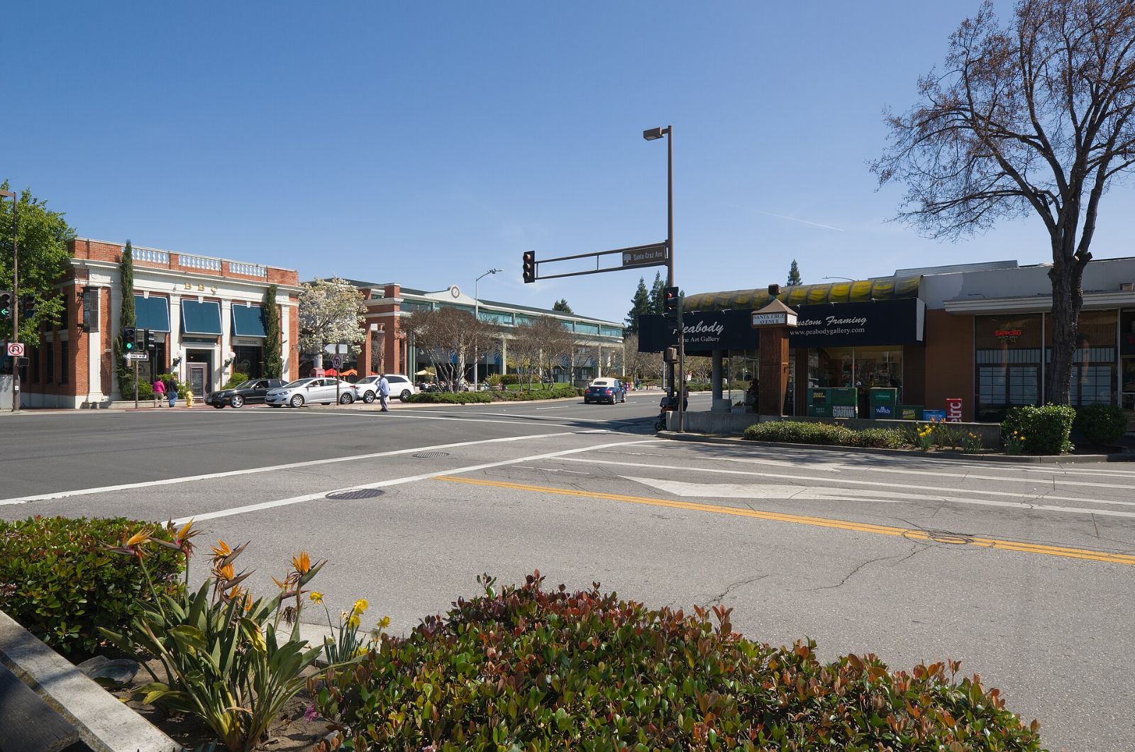 Santa Cruz Avenue in downtown Menlo Park